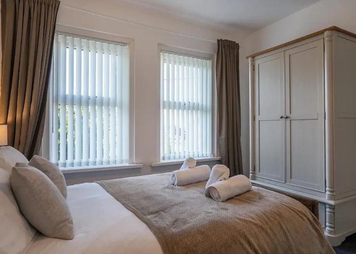 Comfy 3Bed House-Parking-Garden